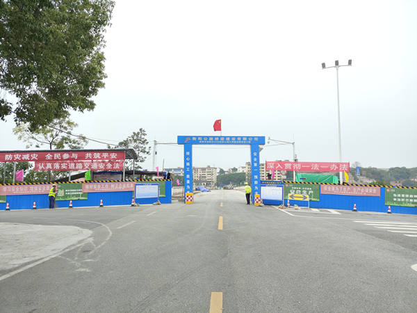 001-600.jpg 001-600.jpg